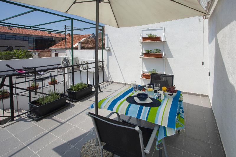 Apartment Alma Сплит Экстерьер фото